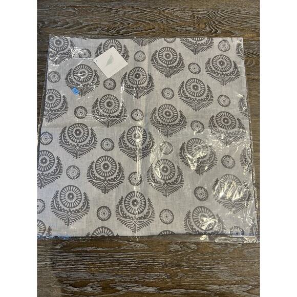 NWT Serena & Lily Pillow Cover (20” SQ) Gray 100% Linen - Picture 6 of 11